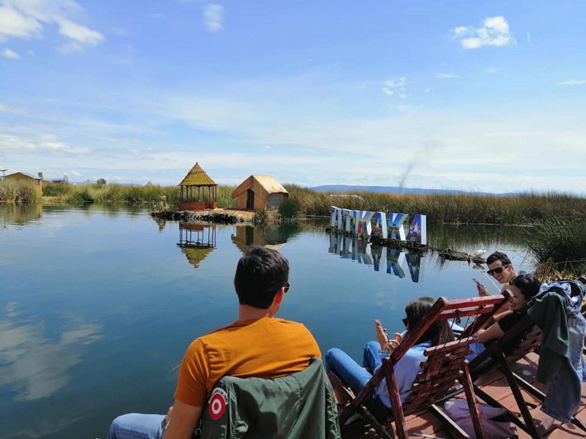 Hotel Uros Aruma-Uro On Uros Floating Islands Puno Exterior foto