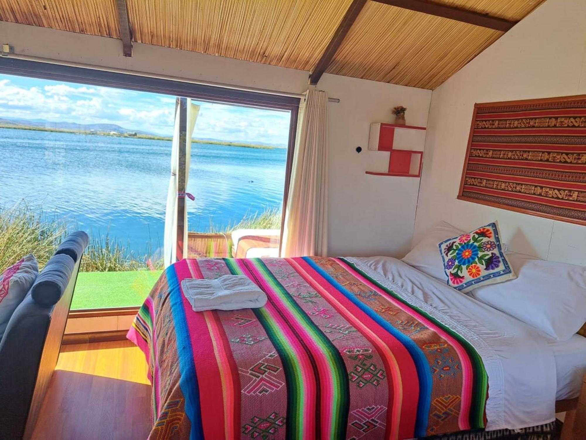 Hotel Uros Aruma-Uro On Uros Floating Islands Puno Exterior foto